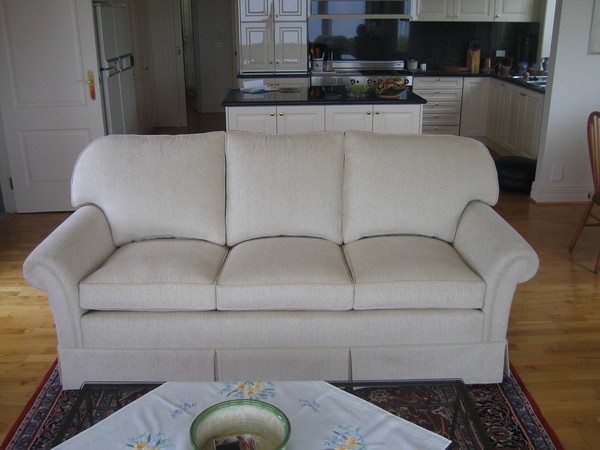 Brigitte Sofa