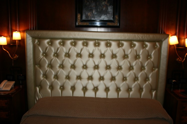 Square Bedhead with piped front edge